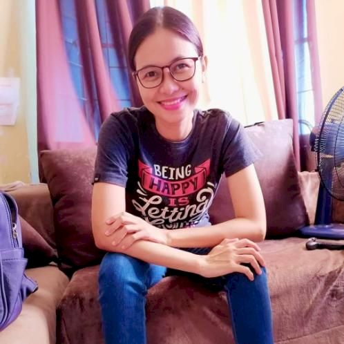 Rhona - English Teacher in Manila: (ONLY AVAILABLE FOR ONLINE ... Rhona English Tutor in Manila